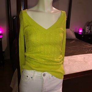 American Eagle cable knit sweater in Lime Green.